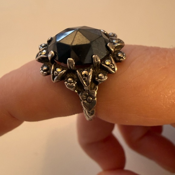 After Dark Ring Set - Picture 6 of 8